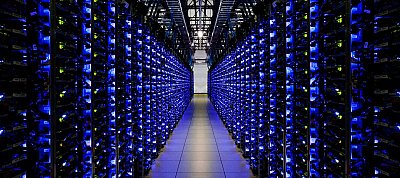 Mégiscsak lehallgat minden Google-felhasználót az NSA