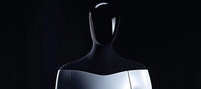 Elárulta Elon Musk, hogy mikor jön majd a Tesla humanoid robotja