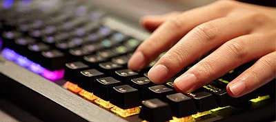 Gamereknek szánt szuperbillentyűzeteket ad ki a Corsair