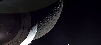Csodaszép, sci-fi-be illő képet küldött vissza a Holdtól az Orion űrhajtó