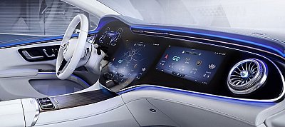Az LG futurisztikus infotainment-rendszere kerül a Mercedes új luxusautó-szériájába