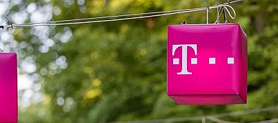 Ajándék korlátlan mobilnetet ad karácsonyra ügyfeleinek a Telekom