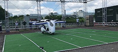Repülő drónautót demózott a NEC Japában