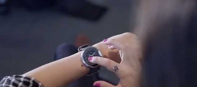 Motorola 360 okosóra bemutató