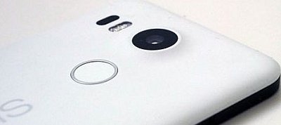 Hivatalos: Október 4-én jön a Google új Pixel mobiltelefonja