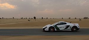 Drón egy McLaren versenyautó ellen - szerinted melyik a gyorsabb?