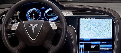 Nagyon durva távoli sebezhetőséget találtak a Tesla-kban