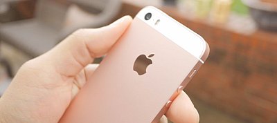 Szuperolcsó, két SIM-kártyás iPhone-t adhat ki az Apple 