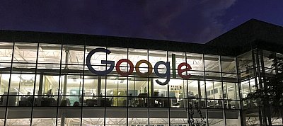 Elárulta a Google: ezért jó a dark mód mindenkinek