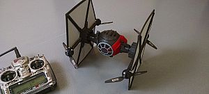 Drónt csináltak az új Star Wars film Tie Fighter-éből is