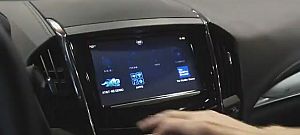 Internetre kötött autókat mutatott be a GM