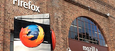 Mozilla: Jönnek a reklámok és a mesterséges intelligencia a Firefox-ba