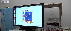 A falon át is látja és tudja követni a felhasználót a jövő Kinect-je