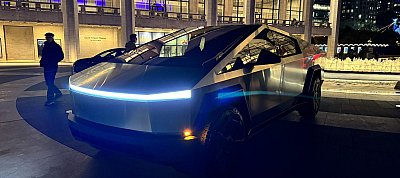 Mostantól mindenki élőben is megnézheti a Tesla Cybertruck-ot