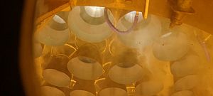 Szuperközeli videón, ahogy beindul a SpaceX rakétájának hajtóműve