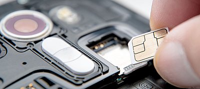 Egyre jobban terjed a SIM-csere átverés - mondjuk hogyan védekezhetsz ellene