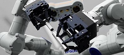 Európába jön az Epson „látó, érző, gondolkodó, dolgozó” robotja