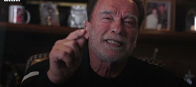 Beszól a Facebooknak, a Twitternek és a nagy technológiai vállalatoknak is új videójában Arnold Schwarzenegger