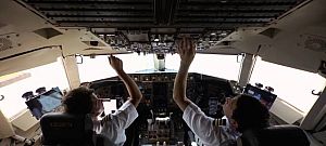 Surface 2 táblagépekkel repülnek majd a világ legnagyobb légitársaságának pilótái