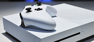 Szétkapták: Így néz ki belülről a Microsoft új Xbox One S konzolja