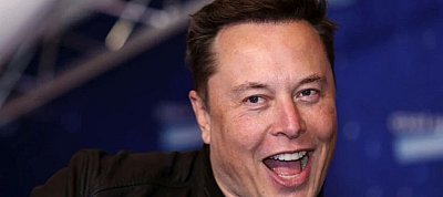 Itt van Elon Musk drogtesztje - nem hiszed el, hogy mi van benne