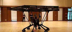 Embert szállítani képes drónt mutattak be Szingapúrban