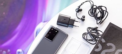 Töltő és füles nélkül jönnek majd a Samsung telefonjai is?