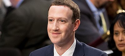 Kirúghatják a Facebook éléről alapítóját, Mark Zuckerberget