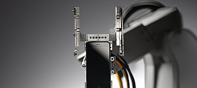 iPhone-pusztító robotot csinált magának az Apple