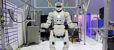 Szuperhős humanoid robotot mutatott be a NASA