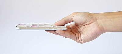 Végre szép és vékony vezeték nélküli töltőt kapott az iPhone