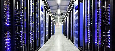 300 millió forintos szuperszámítógépet kapott a győri egyetem