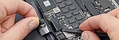 Jól kitol az Apple azokkal, akik maguk szeretnék javítani MacBook-jaikat