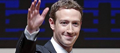 Fizetős Facebook bevezetésére utalt Mark Zuckerberg