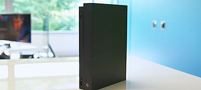 Microsoft: Így terveztük és gyártottuk le az Xbox One X-et