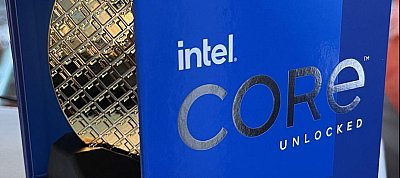 Megjöttek az első valódi képek az Intel új csúcsprocesszorának díszes dobozáról