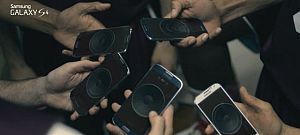 Samsung Galaxy S4 - Csoportos lejátszás