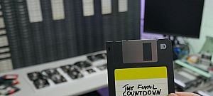 Így hangzik az Europe ismert slágere 512 floppymeghajtó által eljátszva