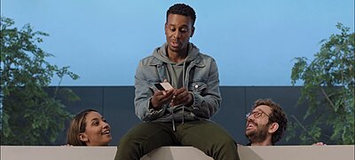 Megint beszól az Apple-nek új reklámjában a Samsung