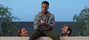 Megint beszól az Apple-nek új reklámjában a Samsung