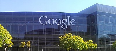 Nem csak a Microsoft, de már a Google is lenyomta az Apple-t