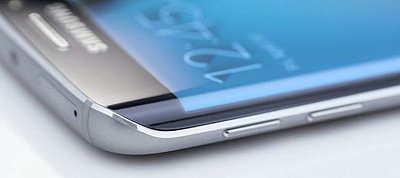 Ellophatja a show-t a Galaxy S8 az iPhone 8 elől