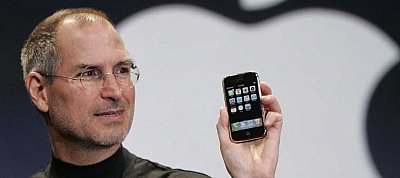 Ma 10 éve dobták piacra az első Apple iPhone-t