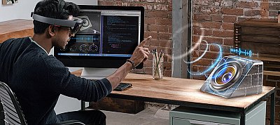 Európában is kapható lett a Microsoft holoszemüvege