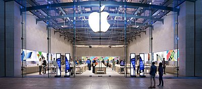 Durván visszaesett a kereslet az iPhone iránt