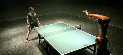 Elverheti a világbajnokot a kínai pingpong-robot