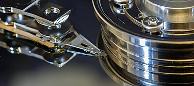 Gigantikus, 8 TB-os merevlemezt adott ki a Seagate