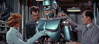 Videó: Így nézett volna ki a Robotzsaru, ha az '50-es években forgatják le