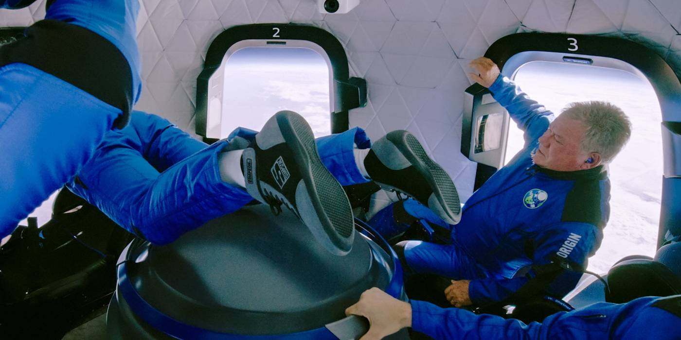 Videó: Így ment ténylegesen is az űrbe a 90 éves Kirk Kapitány