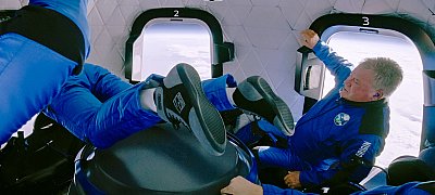 Videó: Így ment ténylegesen is az űrbe a 90 éves Kirk Kapitány